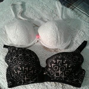 VICTORIA'S SECRET LINED perfect coverage bra 34D